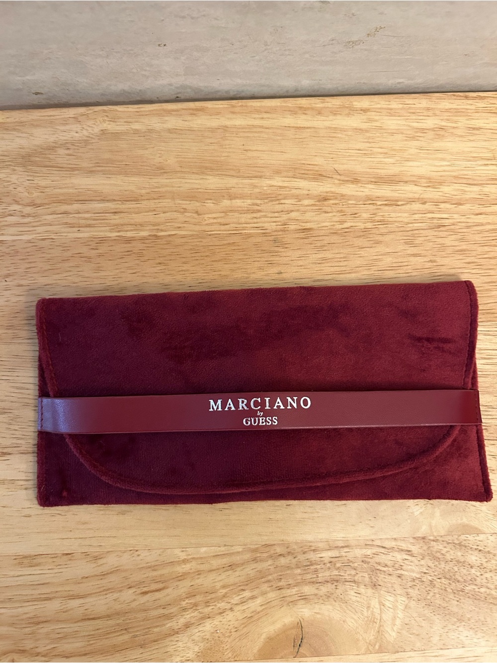 Marciano by Guess semi-hard eyeglasses and sunglasses case.